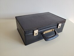 Régi retro kis méretű táska bőrönd koffer 36 x 23 cm kisméretű táska