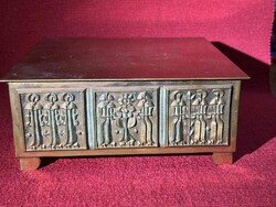 Különleges,  svájci Lador mechanikus zenélő ékszerdoboz.