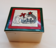 Enesco Lucy and Me karácsonyi betlehem díszdoboz