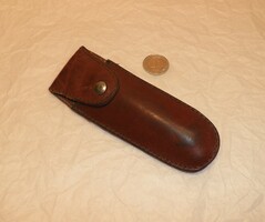 Régi bőr bicskatok. Gyűjteményből. Kés, bicska, tőr, borotva.