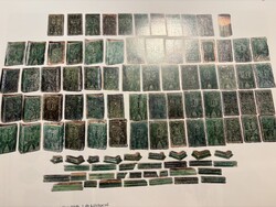 Kályha csempe  66 db, peremdísz 30 db, kályhacső 1 db  Bánffyhunyad