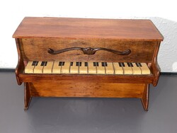 Antik játék pianínó, zongora