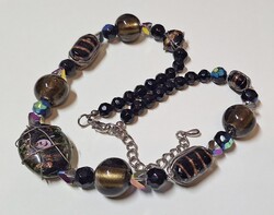 Nagy szemekkel színes üveg gyöngysor nyaklánc