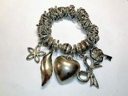 Karkötő zsuzsuval, charmokkal, szív, masni, lakat (804)