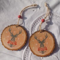 Karácsonyfadísz- fa korong szarvasokkal 2 db.