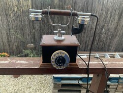 Régi telefon