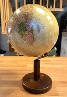 Antik eredeti Turner-féle régi földgömb fa talpon 1938-1940.