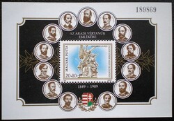 B206 / 1989 Aradi Vértanúk emlékére blokk postatiszta