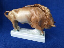 Zsolnay bölény, bika