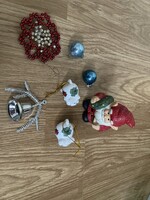 Régi karácsonyfa dísz 7 db kerámia, porcelán, gyöngy, műanyag.