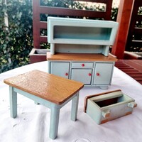 Régi fa bababútor, konyhabútor- játék, vintage