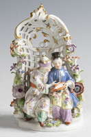 Meissen porcelán figura - Lugasban ülő kínia pár (25-0340)