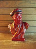 Eredeti Zsolnay porcelán piros eozin Lenin mellszobor, 1950-60-as évekből. Kifejezetten ritka.