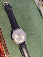 Junghans nagyobb méretű női karóra