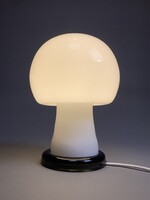 Karin Korn gombalámpa