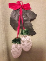 Karácsonyfa díszek gyűjtőknek:Régi 60-as évek NDK üveg páros harang.1.db.