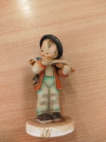Eladó egy Bertram német porcelán hegedülő fiú figura