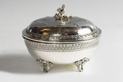 Ezüst nagy méretű cukordoboz delfinen lovagó puttó figurával (25 - 0190)