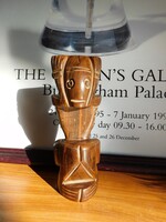 Polinéziai szerencsehozó "tiki szobor" - trópusi keményfa