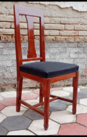 Art deco felújított ,tömör kőrisfa szék, magasfényre politúrozva, kötözött rugós ülőrésszel 1940