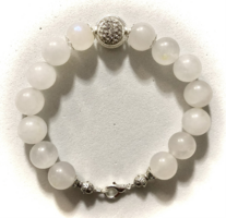 Csodás Holdkő karkötő selyemszálra fűzve