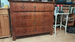 Biedermeier chest of drawers, 4 drawers, in average condition, but solid, suitable for daily use.