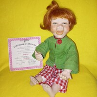 "Moritz " zertifikációval, sorszámos, porcelán baba,