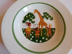 Retro NDK Veb Torgau állatkertes gyerektényér - zsiráf.