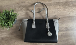 Michael Kors Voyager fekete-szürke női táska