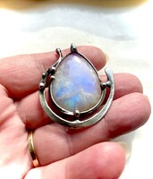 Szivárványholdkő  medál egyedi darab
