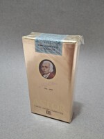 Astor bontatlan cigaretta