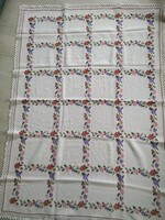 Keresztszemes hibátlan terítő, abrosz