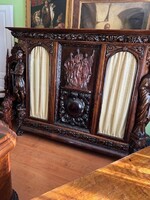 RENESZÁNSZ DOLGOZÓ GARNITÚRA