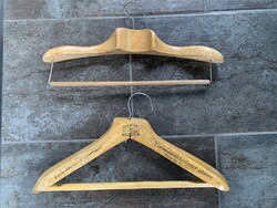 Vörös október férfiruhagyár rég vállfa +1 szintén régi vállfa