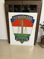 Police hirdető tábla