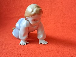 Ritka: Jelzett, hibátlan! Zsolnay Sinkó A. mászó kisgyermek porcelán figura