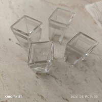 Antik Art Deco négyszögletes  pálinkás  pohár eladó! 4 db