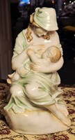 Ó- Herendi (1942) Anya gyermekével- anyaság jelzett porcelán figura