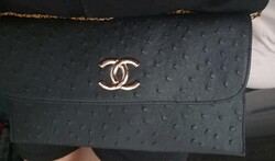 Eladó CHANEL borítéktáska