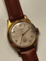 Pobeda férfi karóra