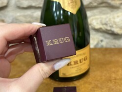 KRUG Champagne Mágneses Menütartó – Kettészedhető Kocka