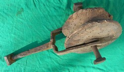 Nagyon Régi kovácsolt vas és fa  Csiga