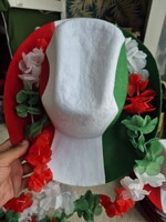 Magyar vagy olasz Kalap és lánc