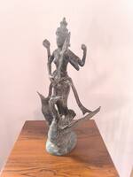 Szaraszvati, hindu istennő szobra.