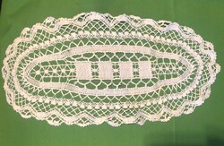 Szép csipkés terítő,kézimunka,vertcsipke