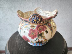 Antik àttört mintàval viràg mintàs jelzett kaspó. Zsolnay jellegű jelzett keràmia majolika