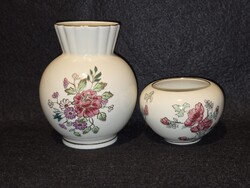 Gyönyörű Zsolnay virágos vázák 2 db