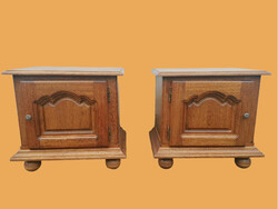 Éjjeliszekrény kettő darab