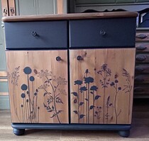 Vadvirágos fenyő komód