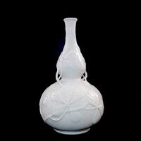 Ritka herendi domború gesztenye mintás váza